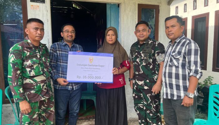 BRI Painan Serahkan Santunan kepada Ahli Waris Pratu Rizki Kurniawan