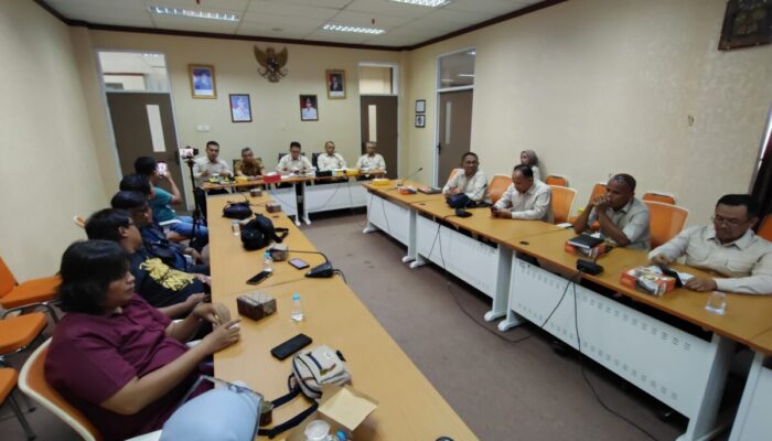 Rp114,1 Miliar Pajak Air Permukaan Masih Terutang, Bapenda Sumbar Ultimatum 41 Korporasi Sawit