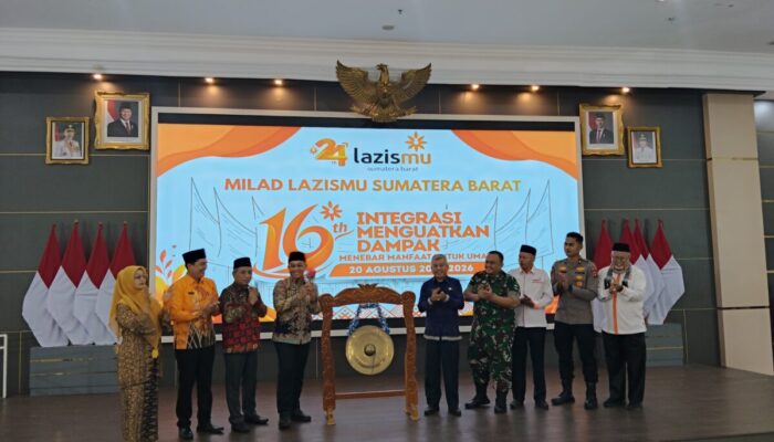 LAZISMU Sumbar Salurkan Rp4,8 Miliar Dana Umat, 16 Tahun Menguatkan Dampak Zakat