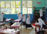 Sambut HUT Kemerdekaan RI, Kelas MTsN 15 Tanah Datar Disulap