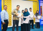 MTsN 2 Tanah Datar Raih Nilai IKPA Sempurna dan Menerima Treasury Award dari KPPN Bukittinggi