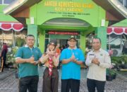 Dilepas Kakankemenag,  Puan Wirza El Putri Anggota Pramuka MTsN 1 Padang Menuju Jamnas 
