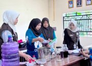Langkah Nyata Mahasiswa KKN UNP Optimalkan Potensi Bunga Telang Melalui Inovasi Fermentasi, Dorong Ekonomi dan Kesehatan Masyarakat Nagari Tanjung Pauh