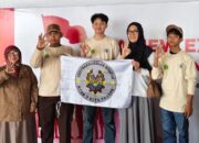 Siap Go Internasional, Kepala Madrasah Lepas Tim Robotik MTsN 3 Padang Ikuti World Robotic Center Competition 2026 di Malaysia