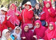 Gerak Jalan Santai, MTsN 3 Agam Meriahkan Kegiatan Kecamatan IV Koto