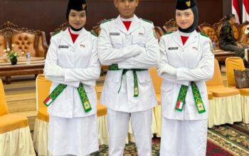 Tiga Murid MAN 1 Sijunjung Dikukuhkan Jadi Anggota Paskibra