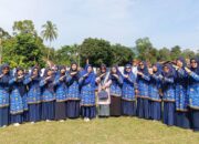 MTsN 12 Tanah Datar Ikuti Upacara HUT RI di Lapangan Bola Kaki Balai Gadang Batipuh 