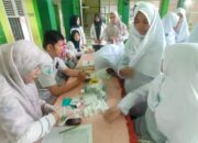 Cek Kesehatan Gratis, MTsN 1 Padang Bersama Puskesmas Lubuk Buaya Jaga Kesehatan Warga Madrasah