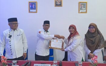 MTsN 2 Padang Lakukan Pisah Sambut Pengawas Manajerial