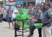Mesin Perontok Jagung Karya MAN 2 Sijunjung Tampil di Pawai Nagari, Tuai Apresiasi Wali Nagari dan Tokoh Masyarakat