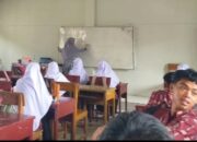 MAN 1 Pasaman Percepat Penguasaan Bahasa Inggris melalui Program Unggulan dan English Club