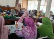 Bersama Pengawas, MIN 3 Padang Gelar Pelatihan Peningkatan Kompetensi Guru