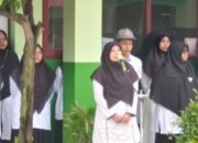 Upacara Bendera MAN 1 Pasaman, Mimi Indrawati Ingatkan Siswa Bijak Bermedia Sosial