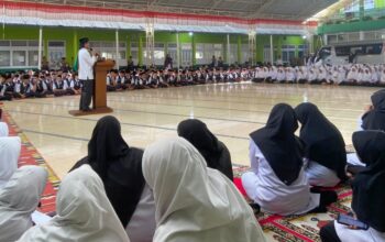 Dua Kampus Satu Semangat, MTsN 6 Agam Semarakkan Maulid Nabi Muhammad SAW