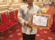 Asnul Raih Penghargaan Donor Darah 100 Kali, Konsisten Berdonor Sejak 1994