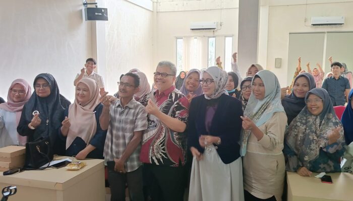 Ketua DPRD Sumbar Ajak Pelaku UMKM Terus Belajar dan Tangkap Peluang