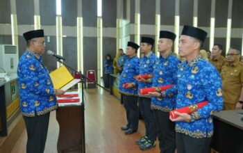 Sekda Provinsi Sumbar Lantik Empat Pejabat Eselon III