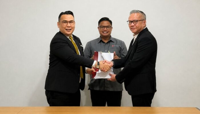 Vicky Ganda Kurnia Sulengkar Resmi Menjabat General Manager The ZHM Premiere Hotel Padang
