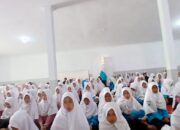 Berani Tampil, Berani Melapor! Muhadarah MTsN 1 Agam Perkuat Iman dan Gaungkan Madrasah Ramah Anak