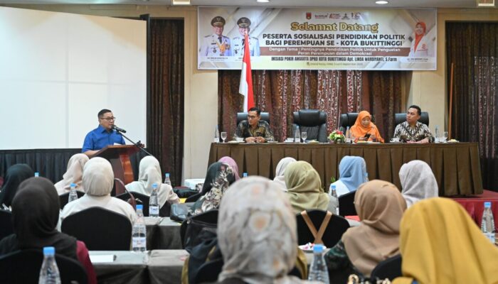 Kesbangpol Bukittinggi Gelar Sosialisasi Pendidikan Politik