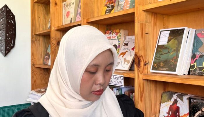 Layar Gawai dan Ilusi Realitas: Ketika Sensasi Mengalahkan Konteks