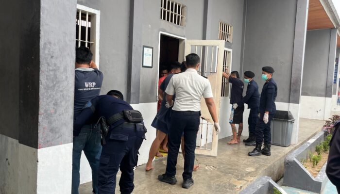 Lapas Kelas III Dharmasraya Gelar Razia Gabungan