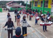 Kegiatan Ekstrakurikuler Drumband MTsN 15 Tanah Datar Kembali Latihan Rutin