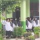 Upacara Bendera MAN 1 Pasaman, Ade Pabrian : Jaga Lingkungan dan Manfaatkan Waktu.