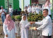 Upacara Bendera MAN 4 Pasaman Barat, Kepala Madrasah Serahkan Penghargaan