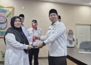 MAN 1 Tanah Datar Terima 3 Piala Penghargaan OMI di Kankemenag Tanah Datar