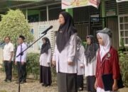 MAN 2 Pasaman Gelar Upacara Bendera, Pembina Ajak Siswa Siapkan Mental Menuju Generasi Emas 2045