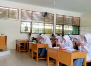 Murid MAN Kota Solok Ikuti Uji Coba TKA