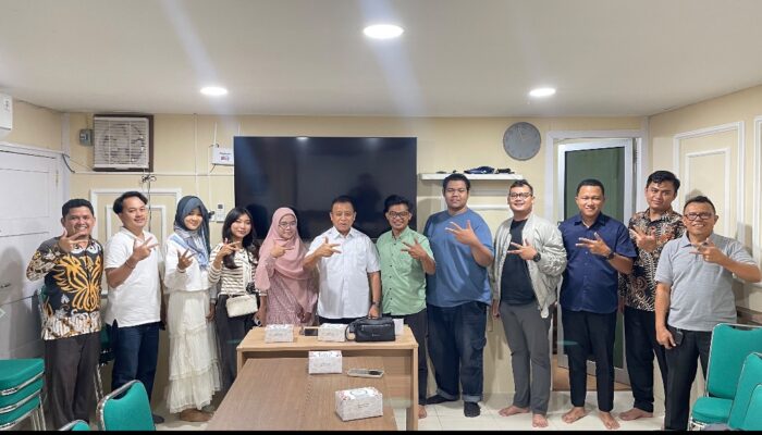 Senator DPD RI Muslim M Yatim Dukung Gerakan Reboisasi HIMASTERIKOM UNAND di Hulu DAS Sianok