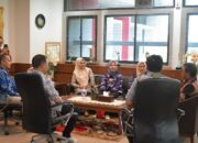 Wakili Indonesia di Vietnam, Dirut PT Semen Padang Lepas Dua Pesilat Binaan PT Semen Padang