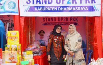 Wabup Leli Arni Hadir di Tengah Tengah Kader PKK Se-Sumbar Di Bukittinggi
