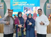 Empat Guru IPS MTsN 7 Padang Ikuti MGMP Sumbar