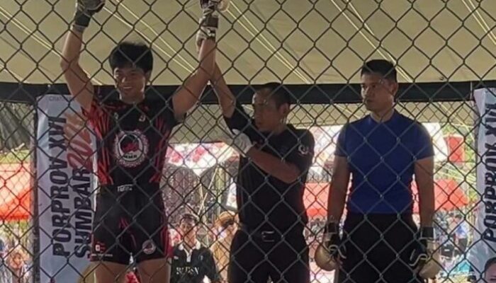 Tampil Tanpa Kompromi, Tiga Petarung MMA Payakumbuh Sapu Bersih Emas Lewat TKO